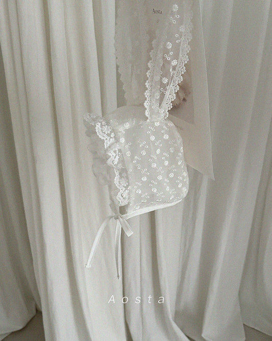 [AO5] Lace Rabbit hat
