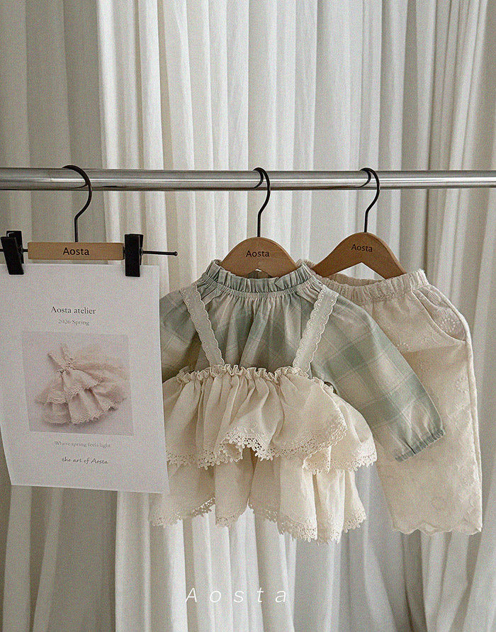 [A12] Le Check Blouse