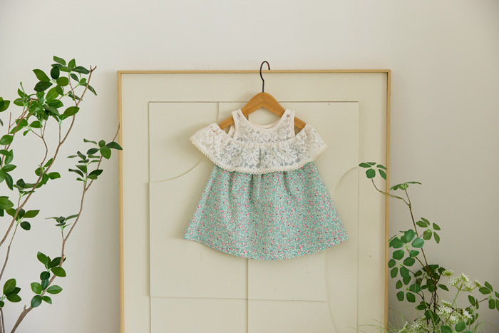 Off-shoulder floral one-piece dress [AA7]