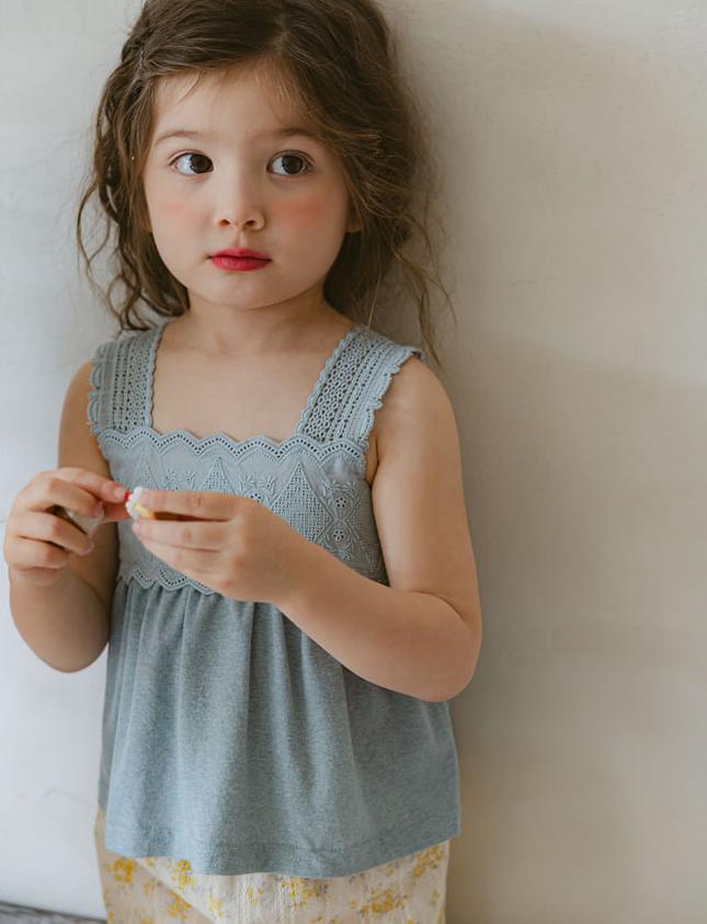 [IS05] Ari Sleeveless (Blue 130cm)