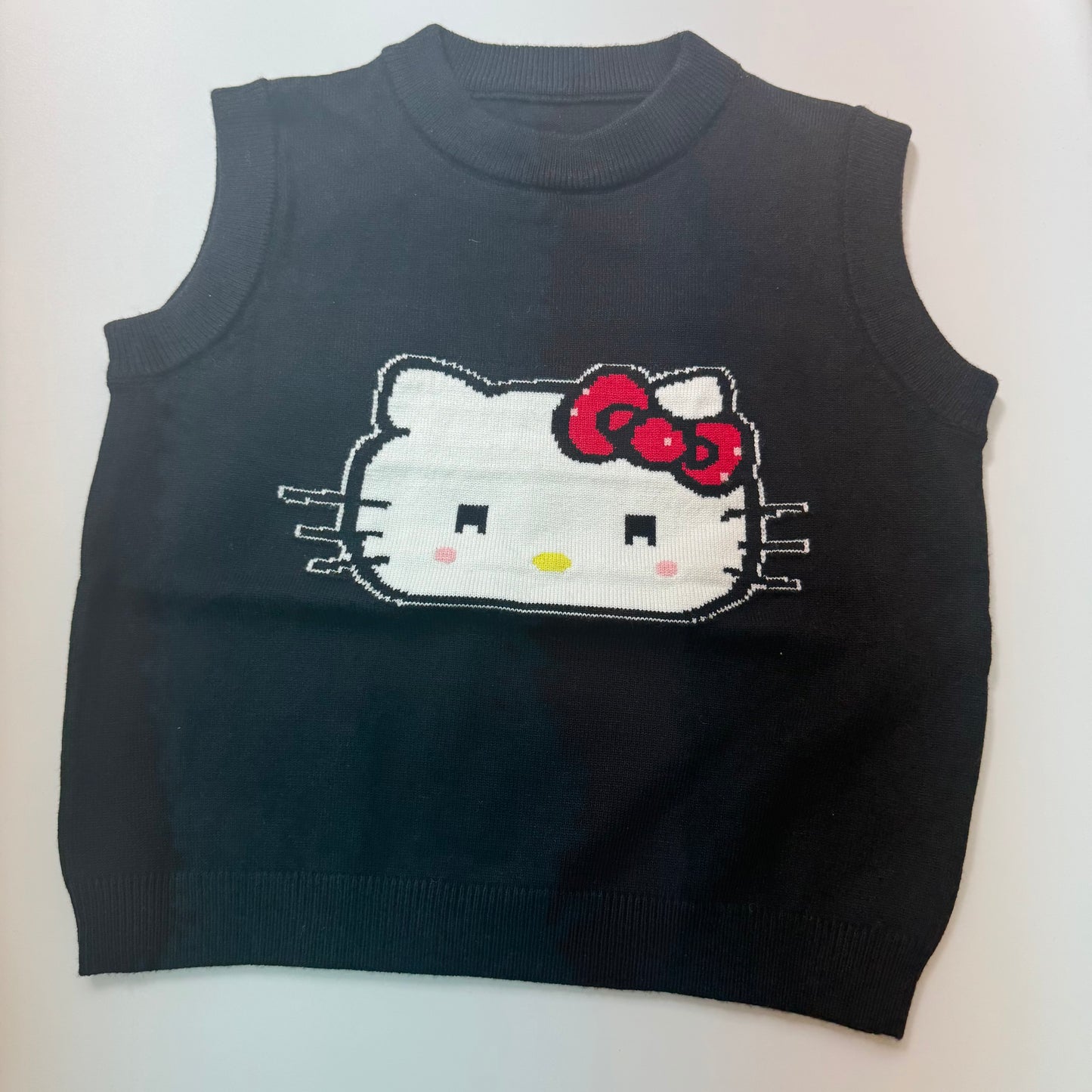 Hello Kitty Vest （Size 100)